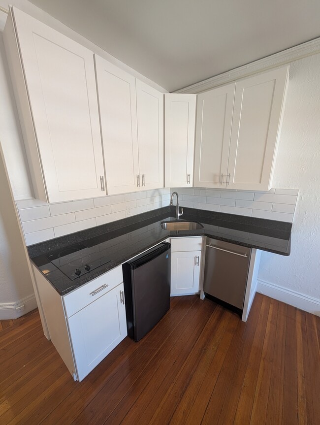 Photo - 103 Hemenway St