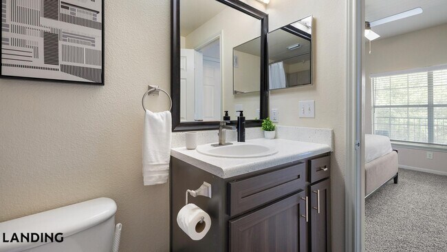 3250 Hudson Crossing Unidad 631