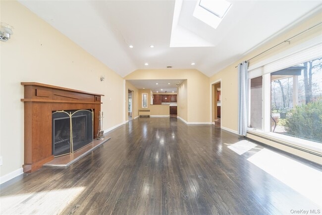 Photo - 143 Round Hill Rd