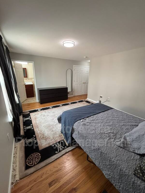 Photo - 255-257-257 New Jersey Railroad Ave Unit 1 - 3 Upstairs Master Suite