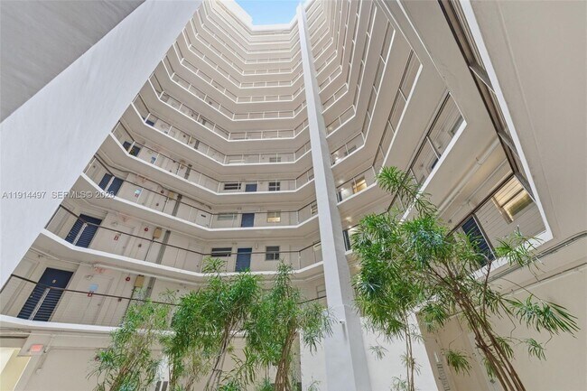 Photo - 1881 Washington Ave Unit 4A