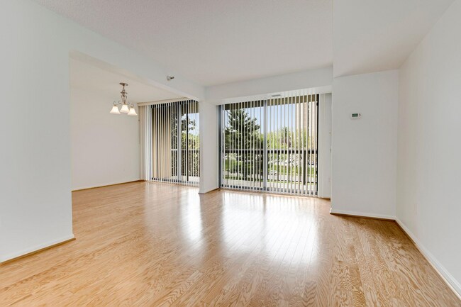 Photo - 7401 Westlake Terrace Townhome
