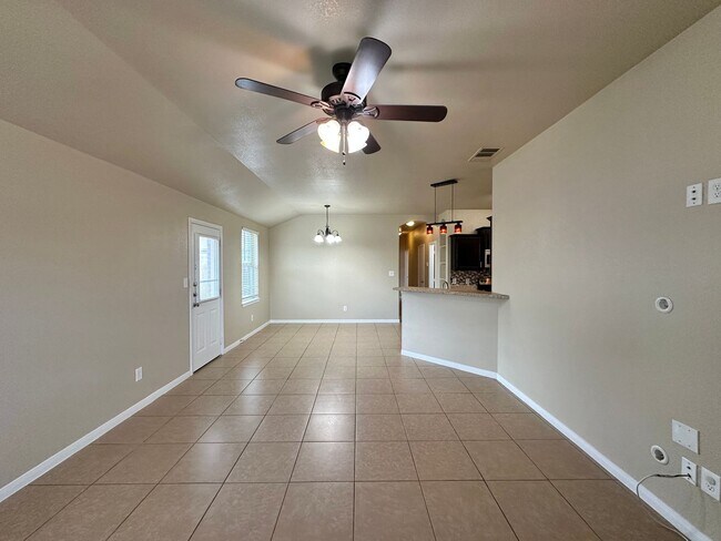 Photo - 1306 Cavalry Ln