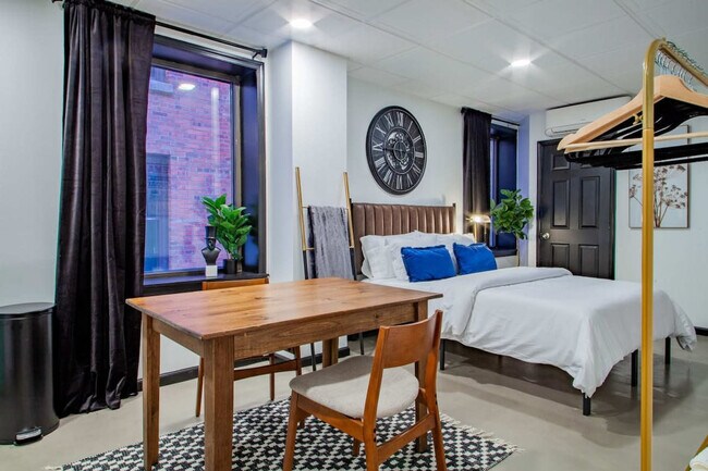 Photo - 1020 16th St NW Unidad FL3-ID1037719P