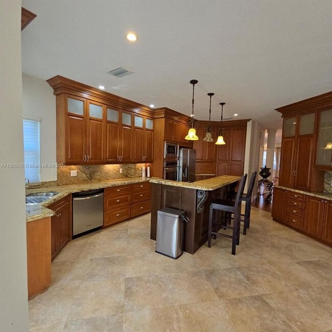 Photo - 2136 NW 4th St Unidad HOME