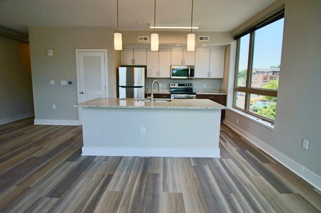 Apartment Interior - Main2525