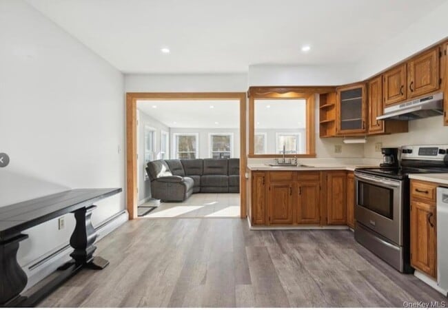 Photo - 98 Widmer Rd