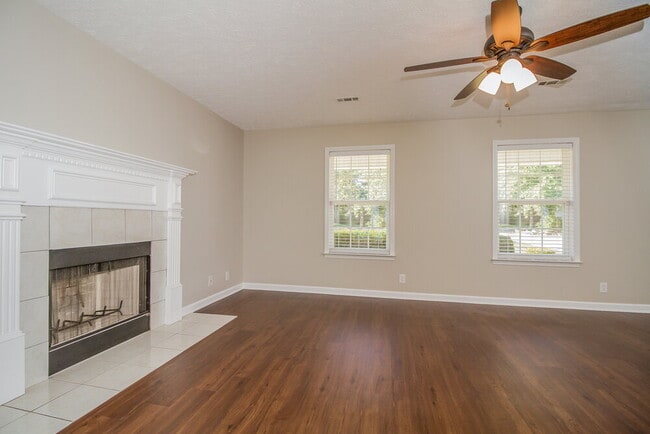 Photo - 730 General Barksdale Dr