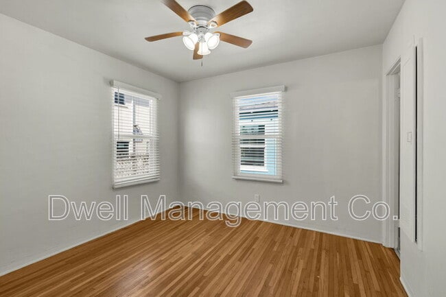 Photo - 2174 Bacon St