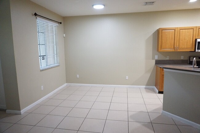 2030 Nassau Dr