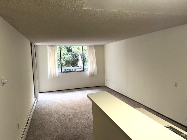 Photo - 2085 Bush St Condo Unit 405