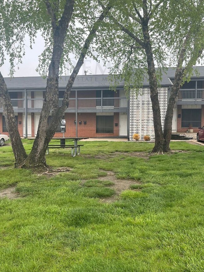 Photo - 6011 Barton Ave Unit 60W-6011