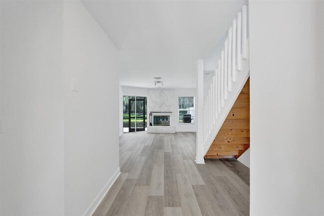 Photo - 11652 NW 19th Dr