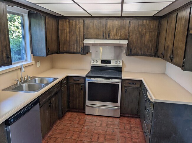 Photo - 3110 Coral Ave