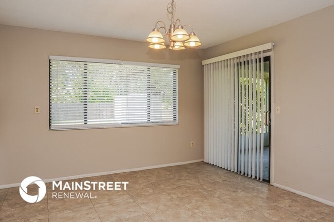 Photo - 1287 Wadsworth St SE