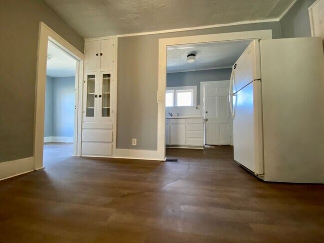 Photo - Niles 2 bedroom/1 bath unit