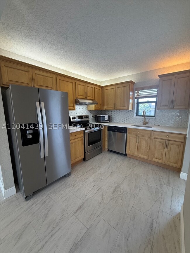9273 SW 8th St Unit 311