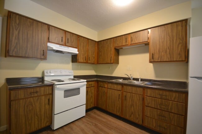 Photo - Cross Timbers Apartment Unit 7