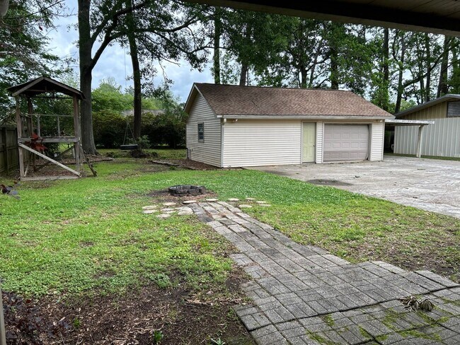 Photo - Shadow Bluff