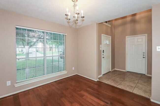 Photo - 16707 Great Oaks Glen Dr