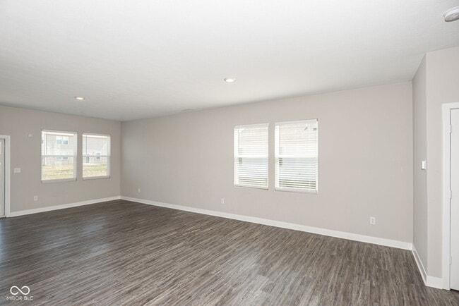 Photo - 2519 Dixon Crk Dr