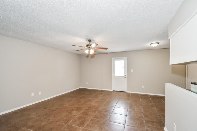 Photo - 3512 Chevron Cove