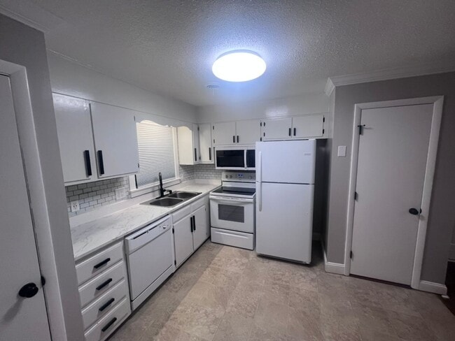 Photo - Private Duplex Style 2-bedroom!