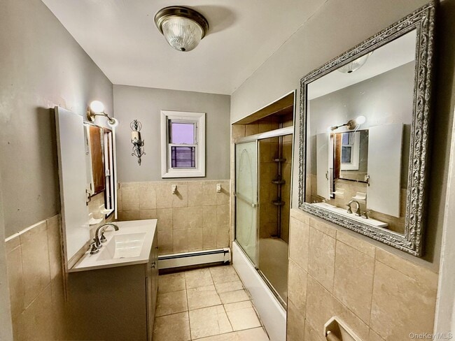 Photo - 2851 Claflin Ave