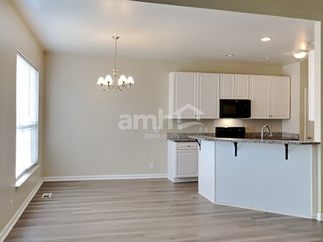 Photo - 2365 Edencrest Dr