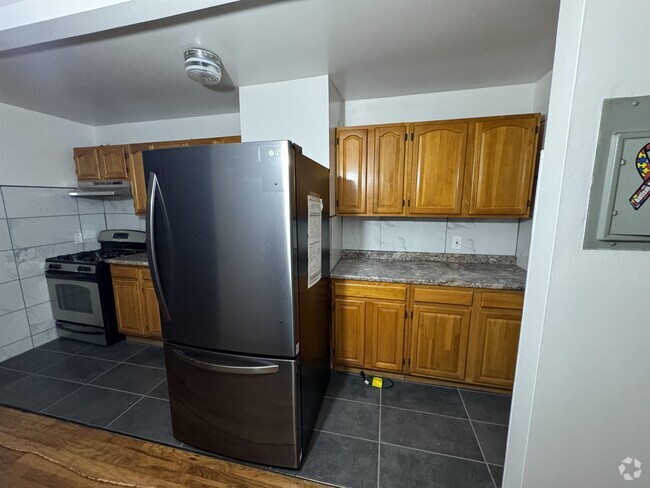 Building Photo - 805 Secaucus Rd Unit 2 Rental