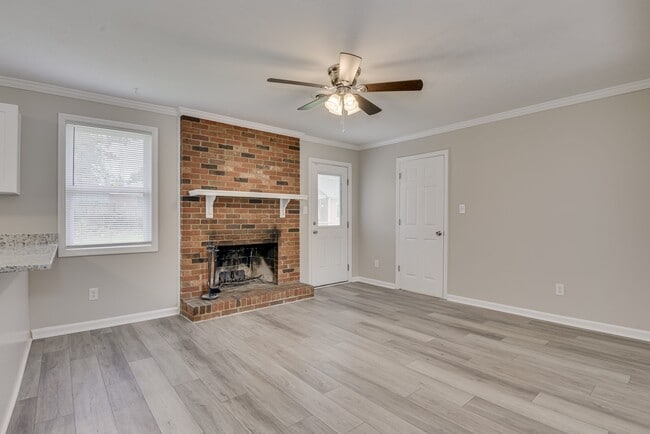Photo - 250 Almon Ct