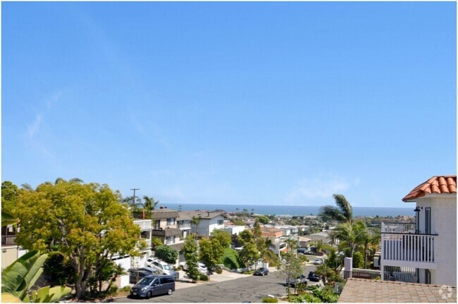 Building Photo - Lantern District Duplex! Unit Silver Lantern - 33781 - B Rental