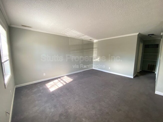 Photo - 545 Dulin St