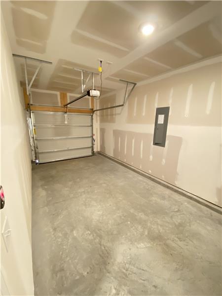 Photo - 180 Benelli Dr