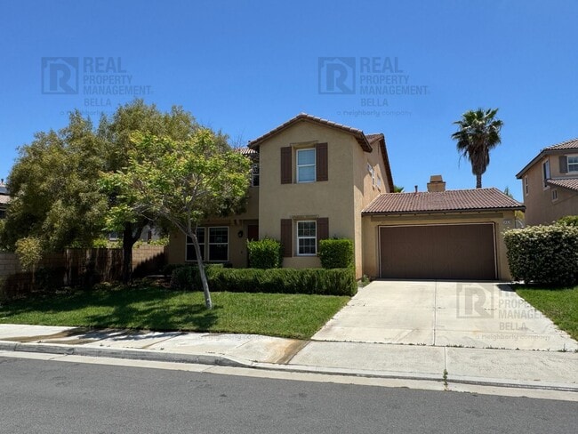 Huge Kitchen, Downstairs Bedroom, and More... - Huge Kitchen, Downstairs Bedroom, and More... Casa