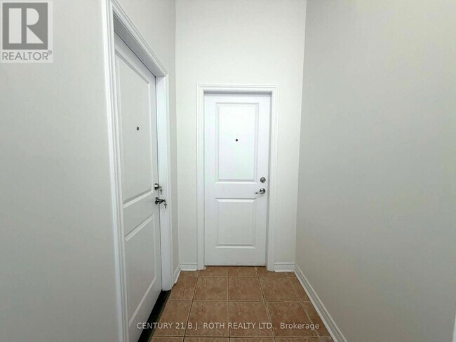 Photo - 90 Pappain Crescent