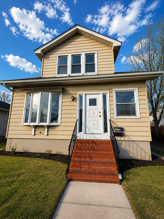 Building Photo - 6512 Cleveland Ave Unit 2 (RB)