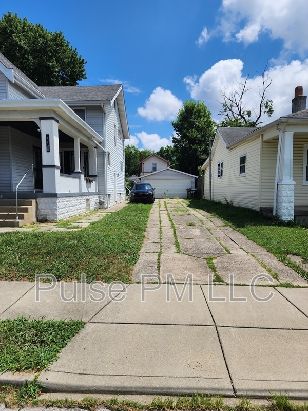 Photo - 2730 Dakota Ave