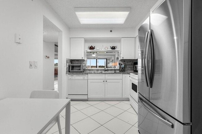 Photo - 7310 Ashford Pl