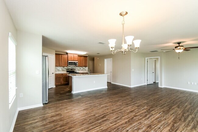 Photo - 2067 Tyson Lake Dr