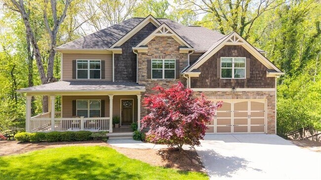 Photo - 925 Upper Hembree Rd House