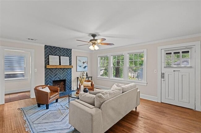 Photo - 1339 Miller Reed Ave SE