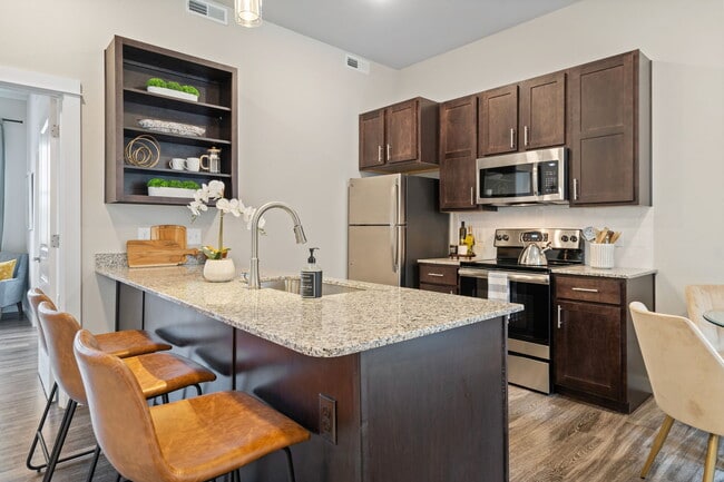 Breeze - 1 Bed / 1 Bath - 682 Sq.Ft.