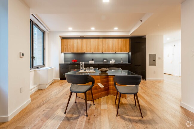 The Lewis - The Lewis Apartments