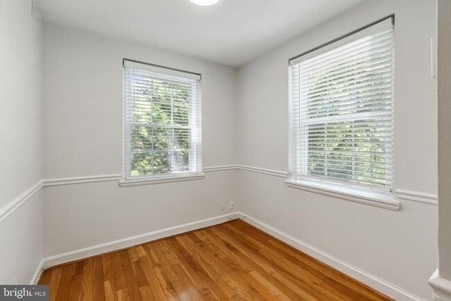 Photo - 2804 S Abingdon St