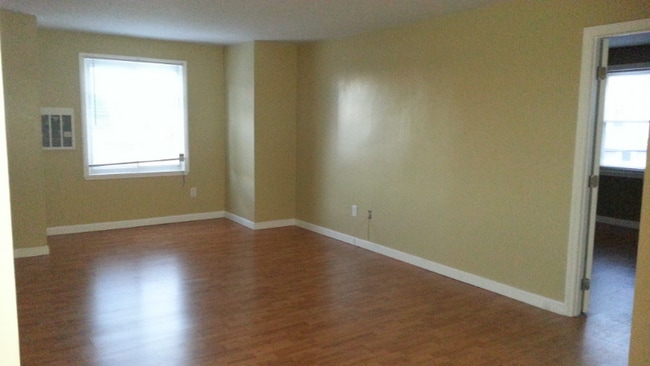 Photo - 25 Coburn Ave Unit 3