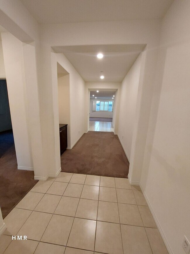 13143 Chatham Dr