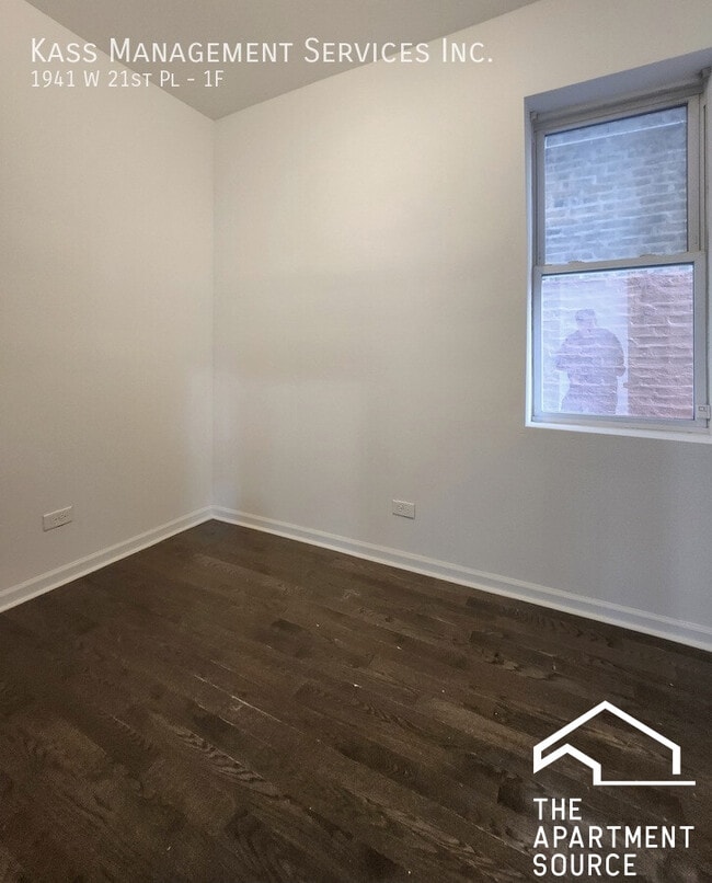 Photo - 1943 W 21st Pl Unit 1R