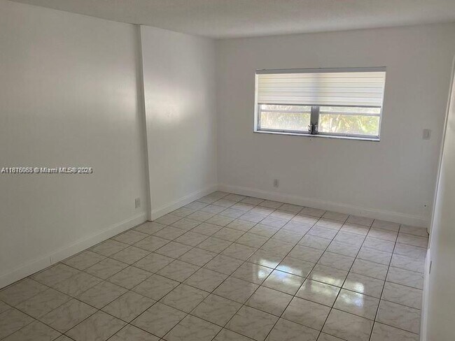 Photo - 1701 Washington St Unit 201