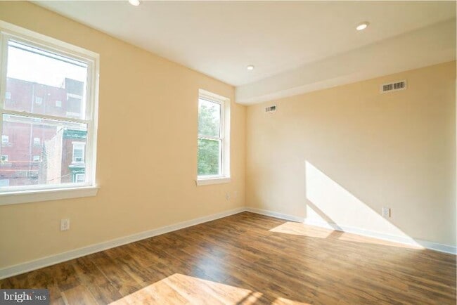 Photo - 2227 N Park Ave